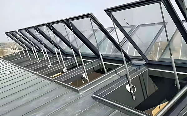 海原消防排烟窗