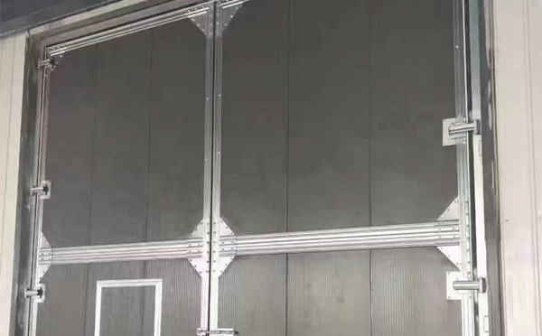 海原兰州厂房海原工业门选购与使用指南：打造高效安全的生产环境