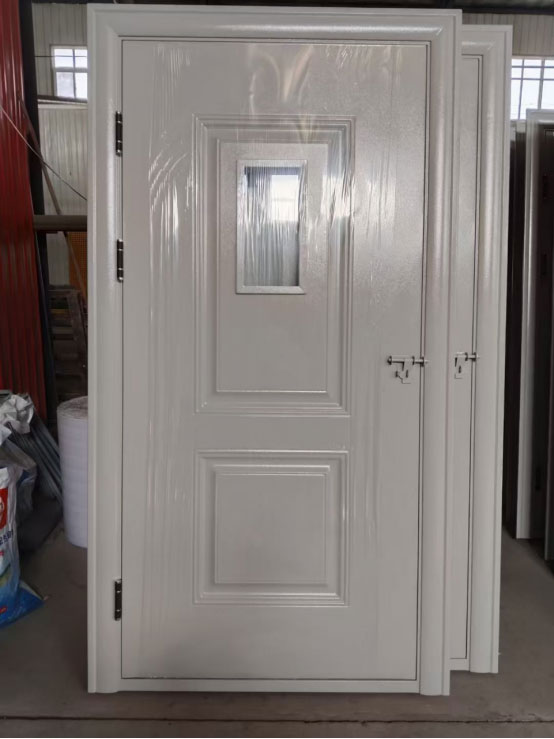 海原学校教室门 海原学校教室门