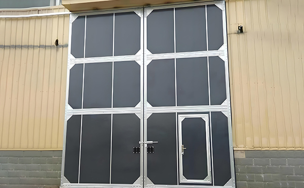 厂房海原工业门选择与维护全解析：提升效率与安全的关键要素